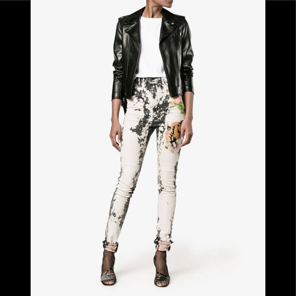 Gucci tiger flower embroidered wash denim jeans